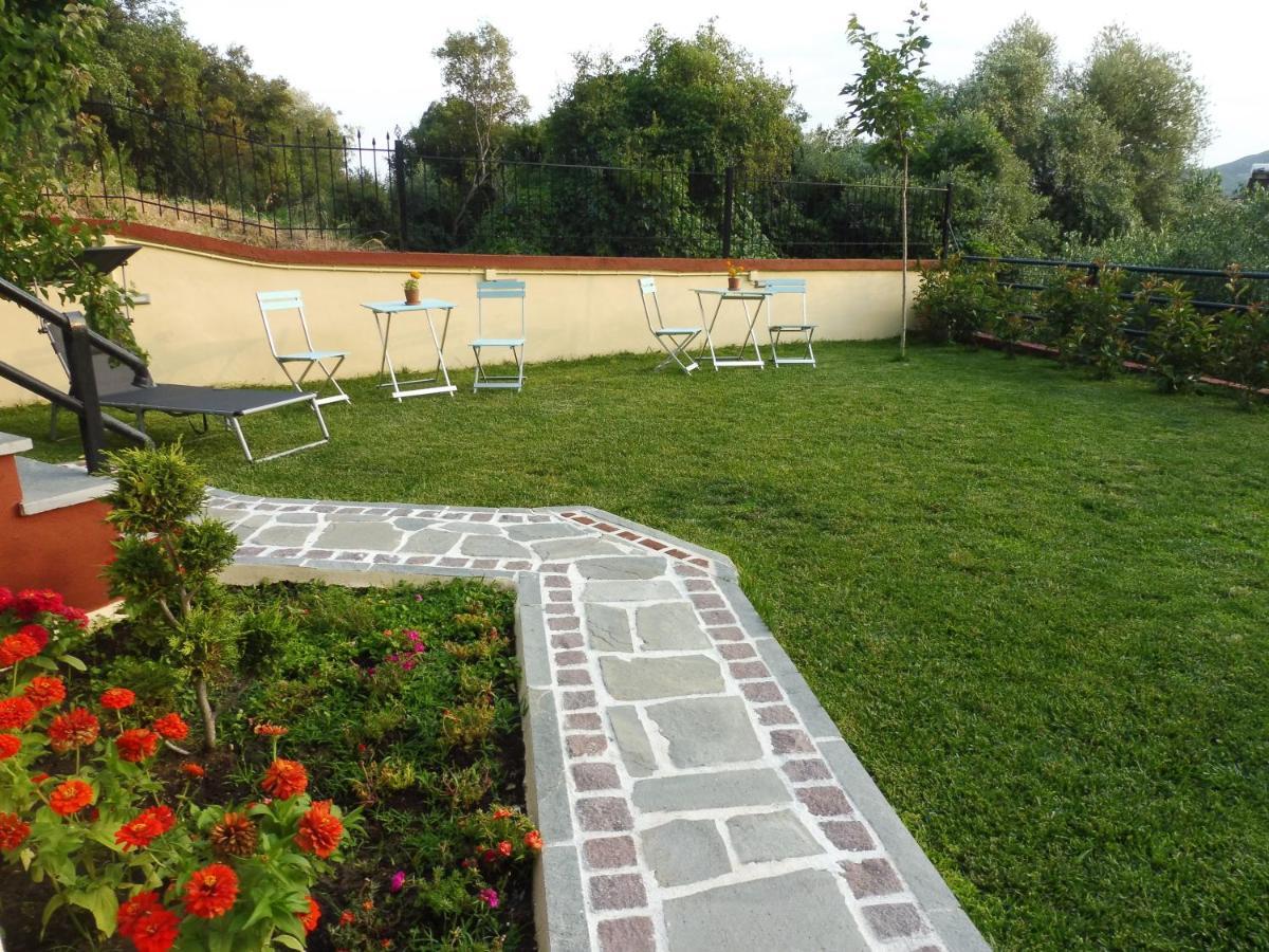 Helianthos Villa - Apartment No4 PalaiónTsiflíkion Dış mekan fotoğraf